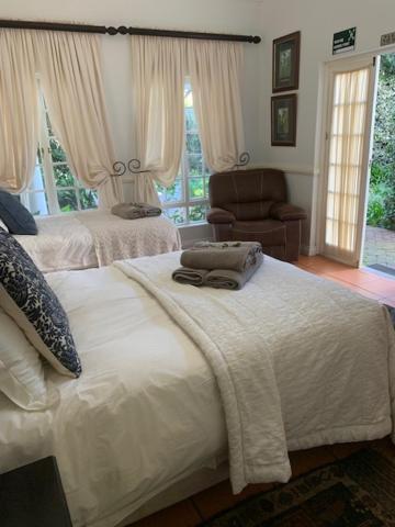 A Tapestry Garden Guest House Potchefstroom Eksteriør billede