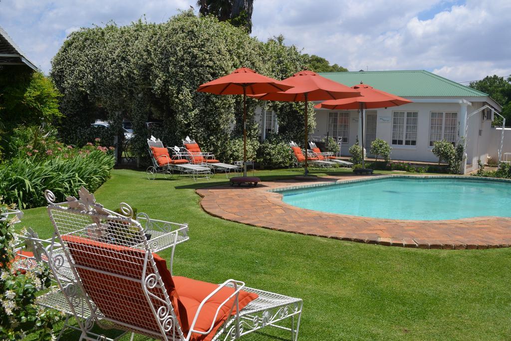 A Tapestry Garden Guest House Potchefstroom Eksteriør billede